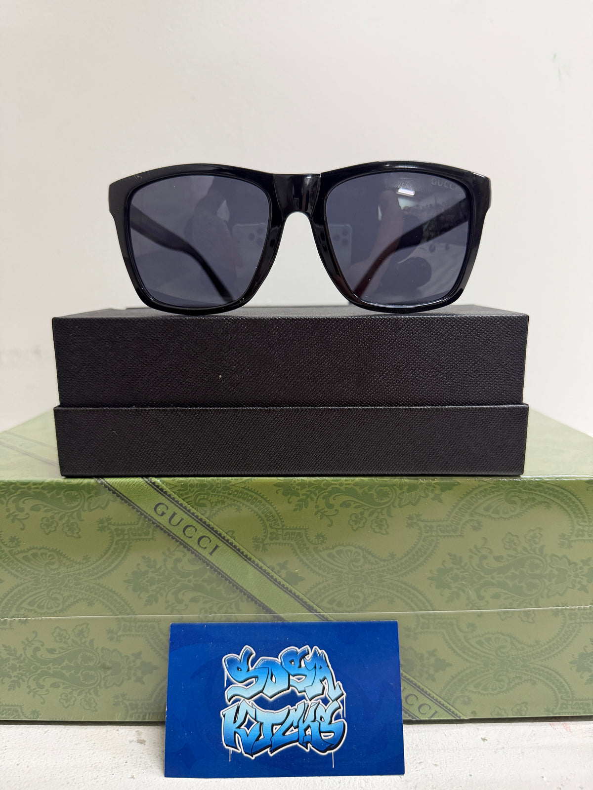 GC Glasses - Black Stripe