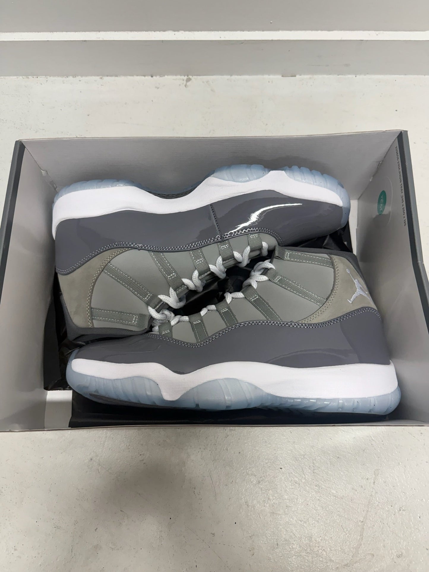 J11 - Cool Grey