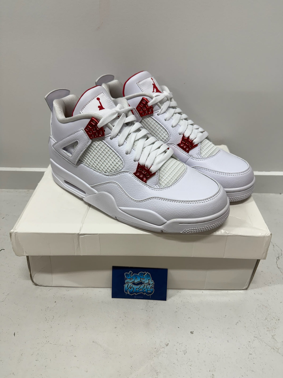 J4 - Metallic Red
