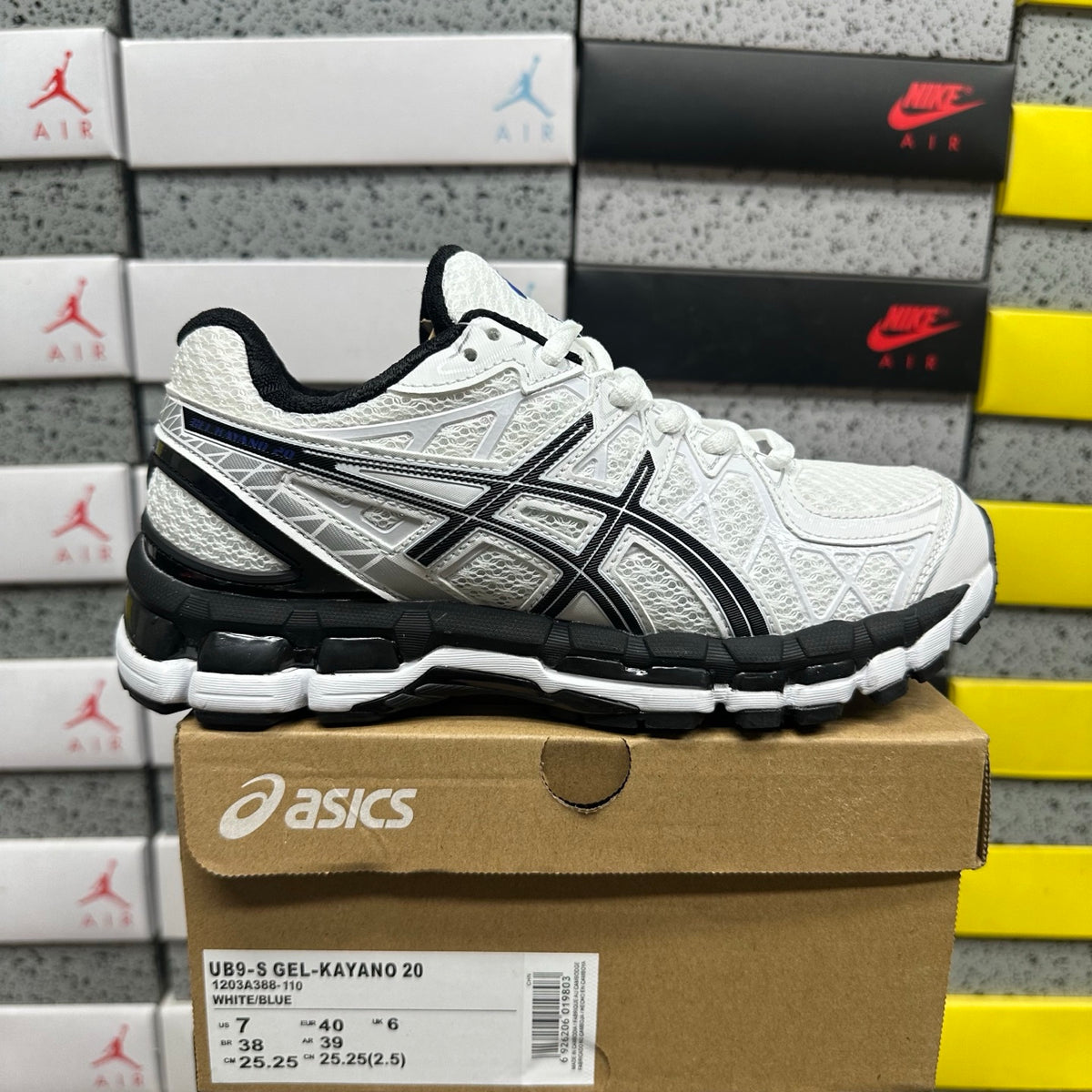 GEL KAYANO 20