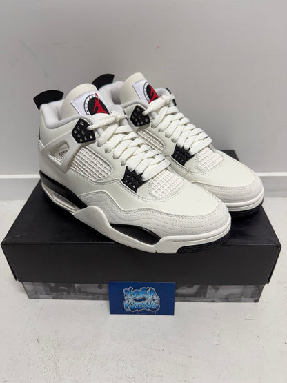 J4 - Flight Club