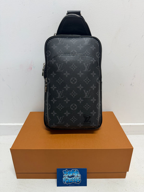 Loowee Sling Bag - Mono Black