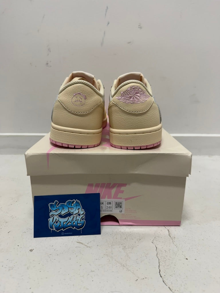 J1 Low x Travis Scott - Shy Pink