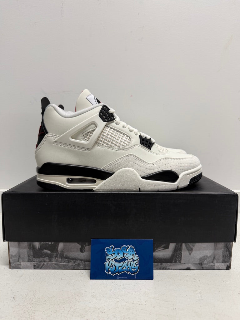 J4 - Flight Club