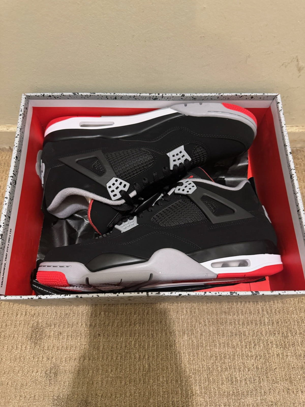 J4 - Bred