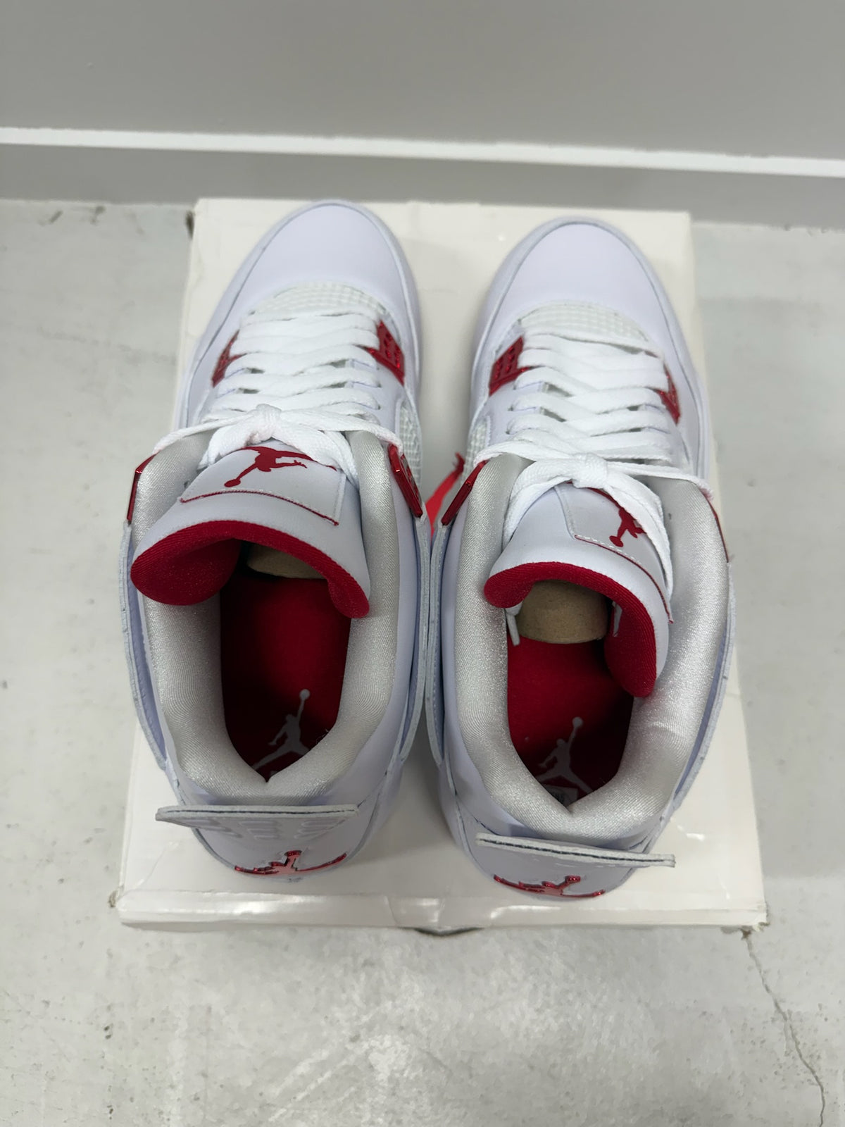 J4 - Metallic Red