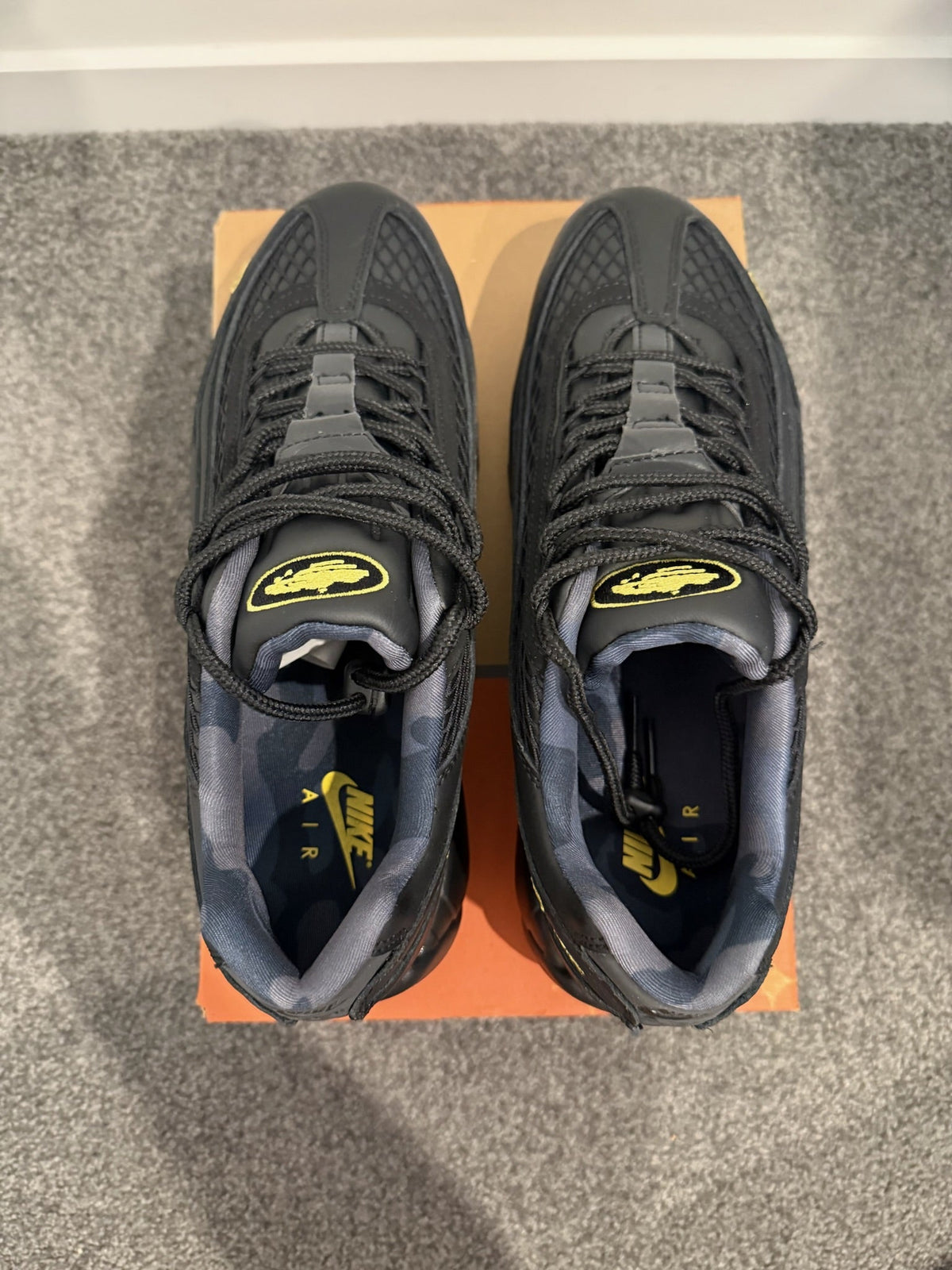 AM95 x Corteiz - Honey Black