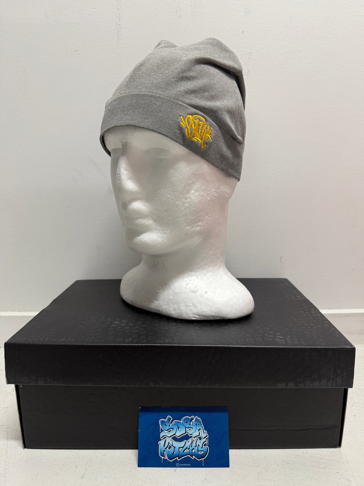 Syna Beanie - Small Logo Grey