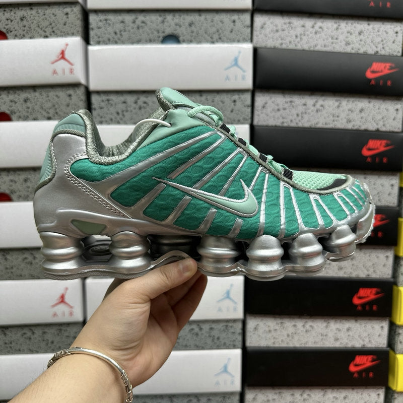 NK SHOX TL