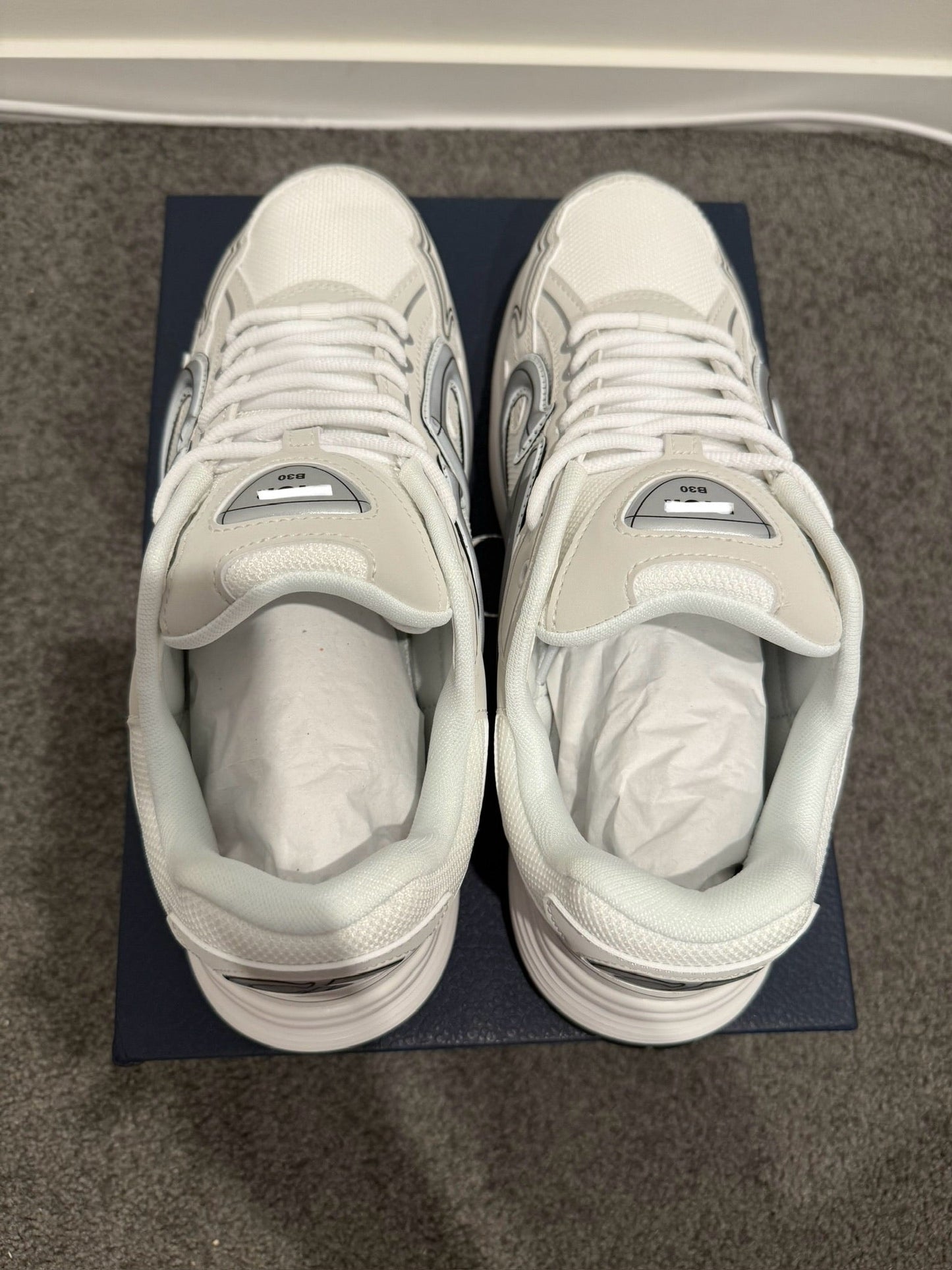 B30 - White