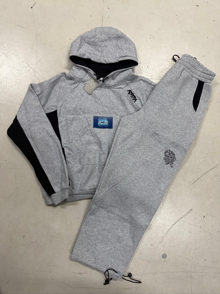 Mertra Tracksuit - Grey