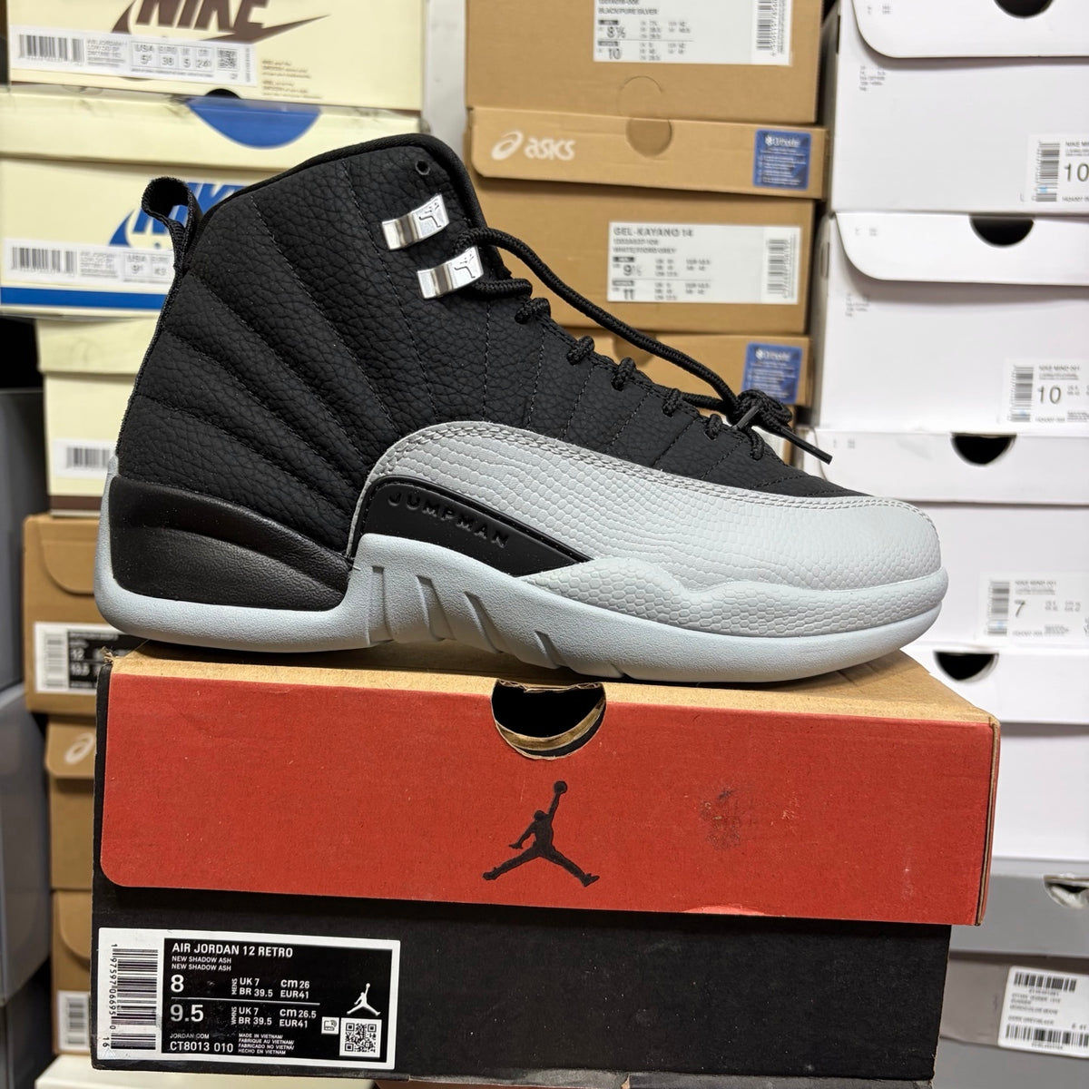 J12