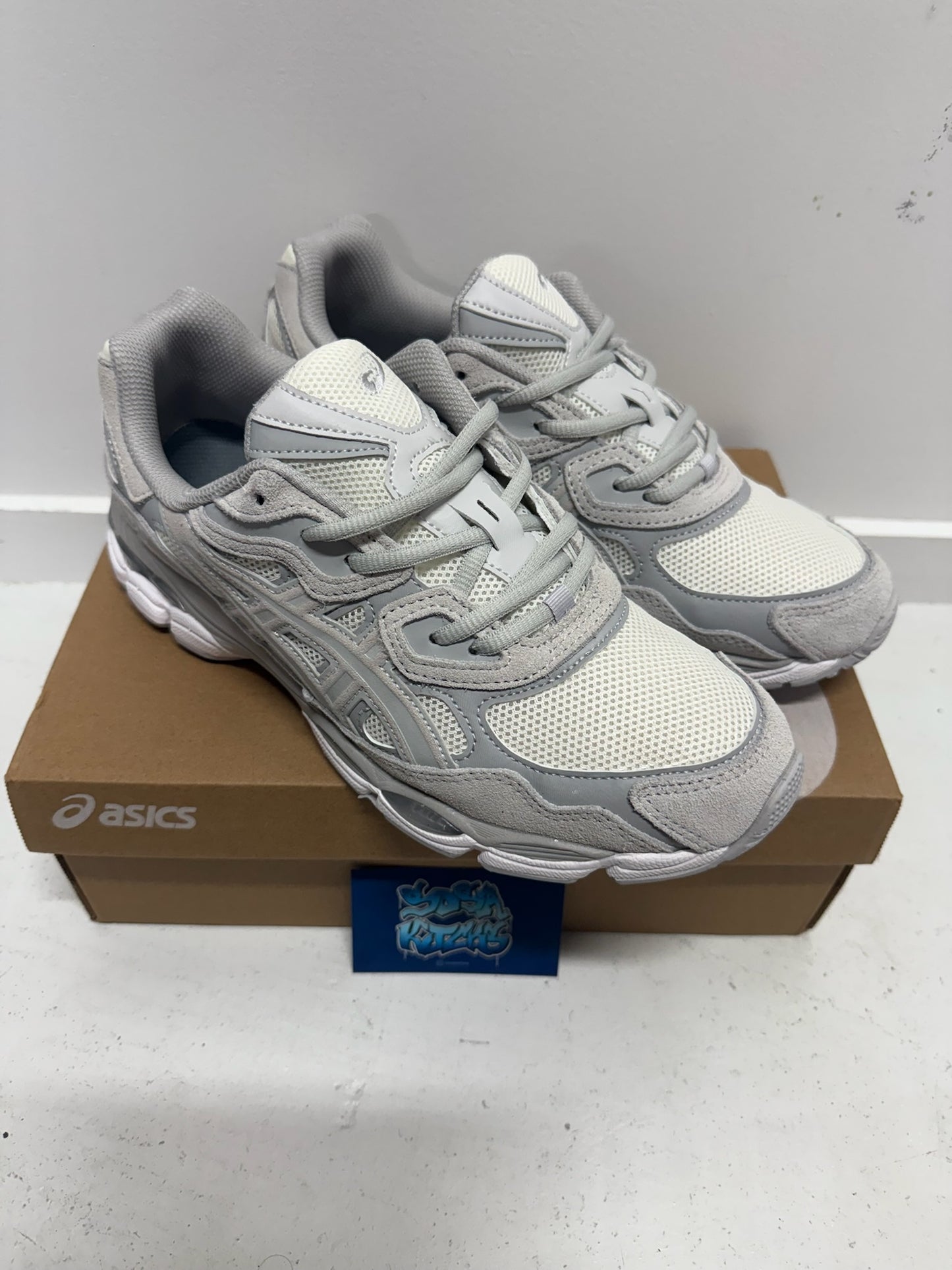 Gel NYC - Grey