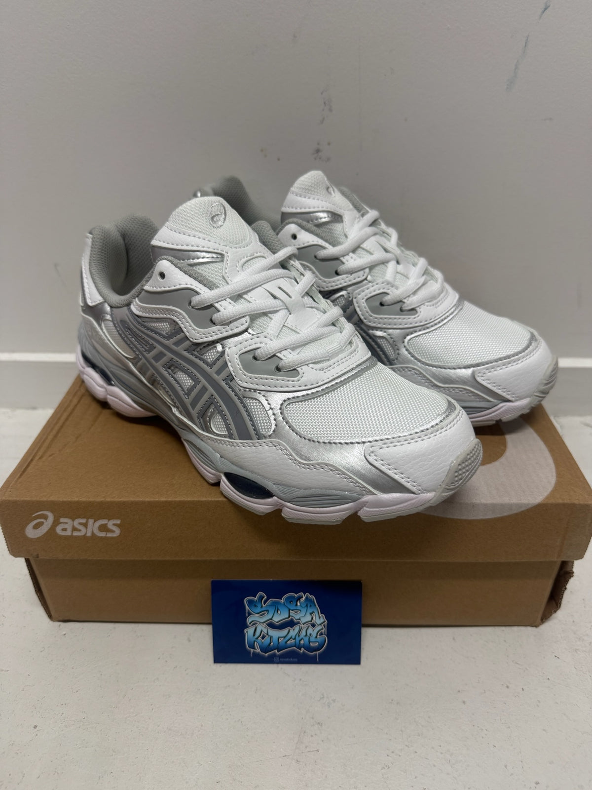 Gel NYC - White Oyster Grey