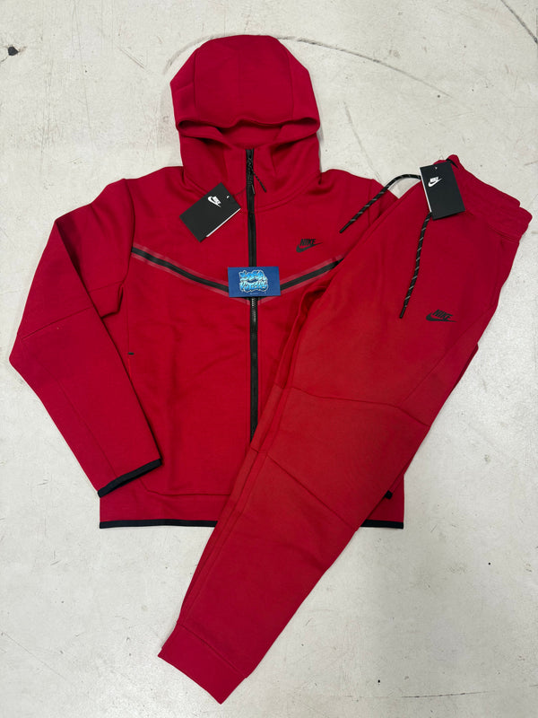 Tech Fleece- Red