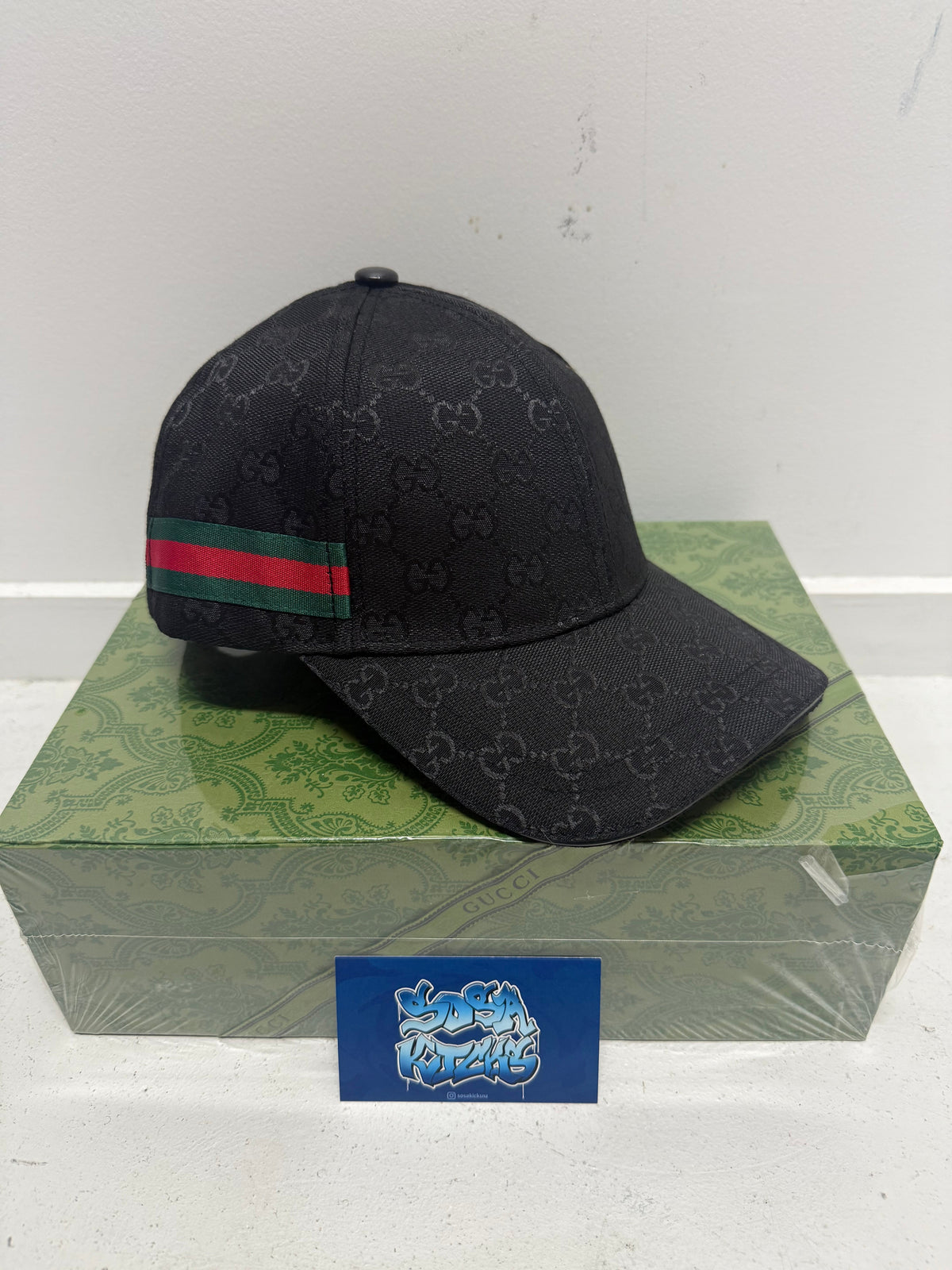 GC Plain Hat - Black
