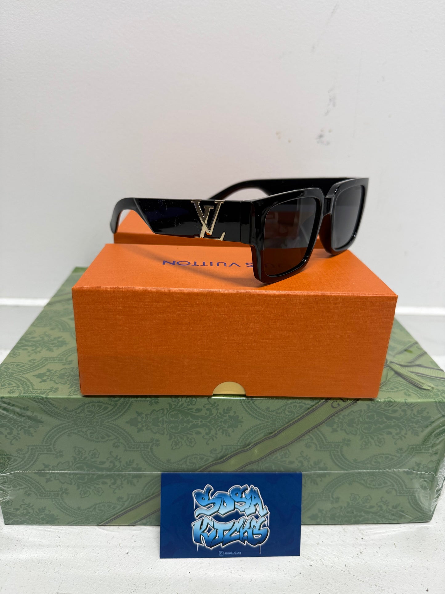 Loowee Glasses V2 - Black