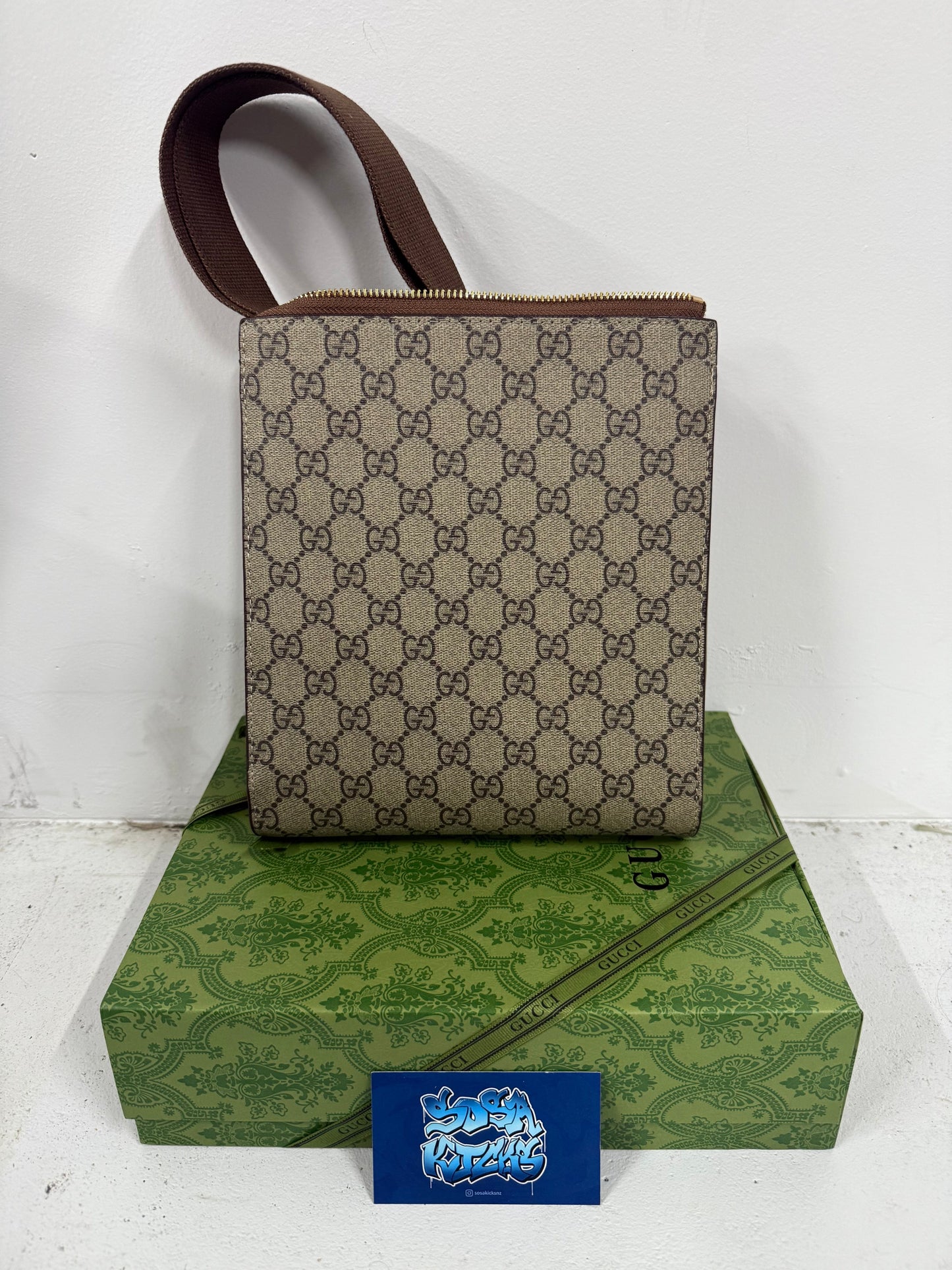 GC Messenger Bag - Brown