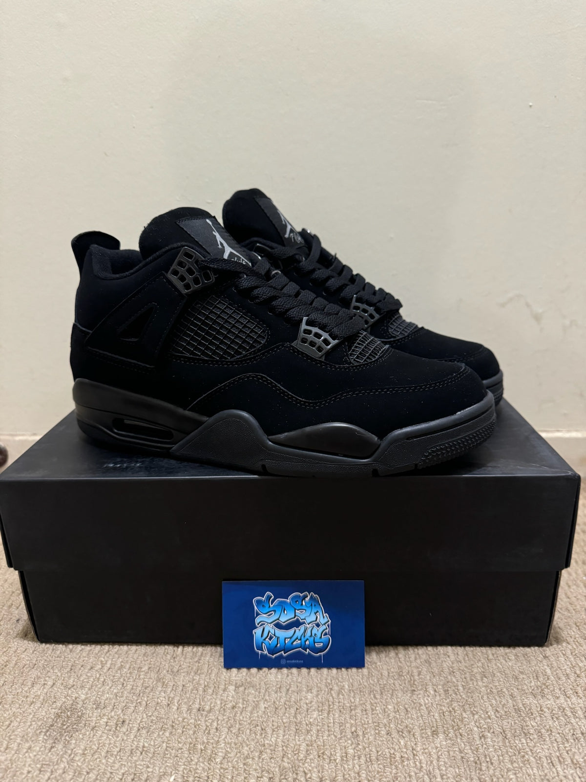 J4 - Black Cat