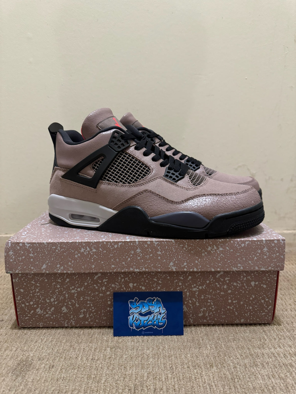 J4 - Taupe Haze