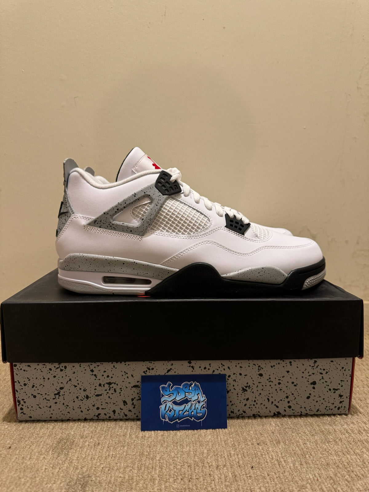J4 - White Cement