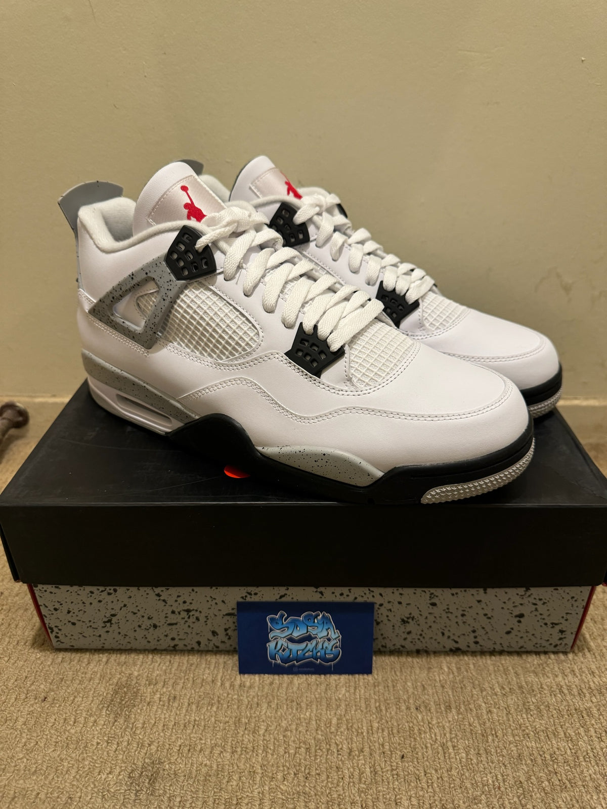 J4 - White Cement