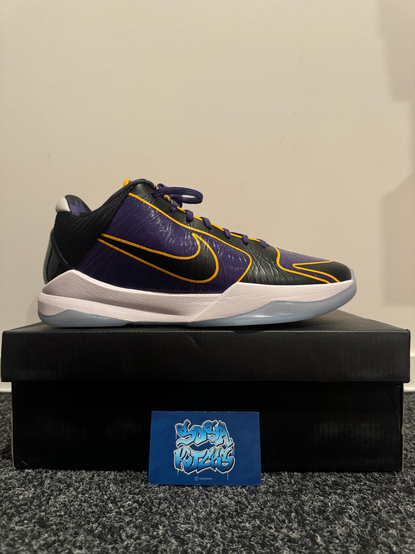 KB5 - Lakers