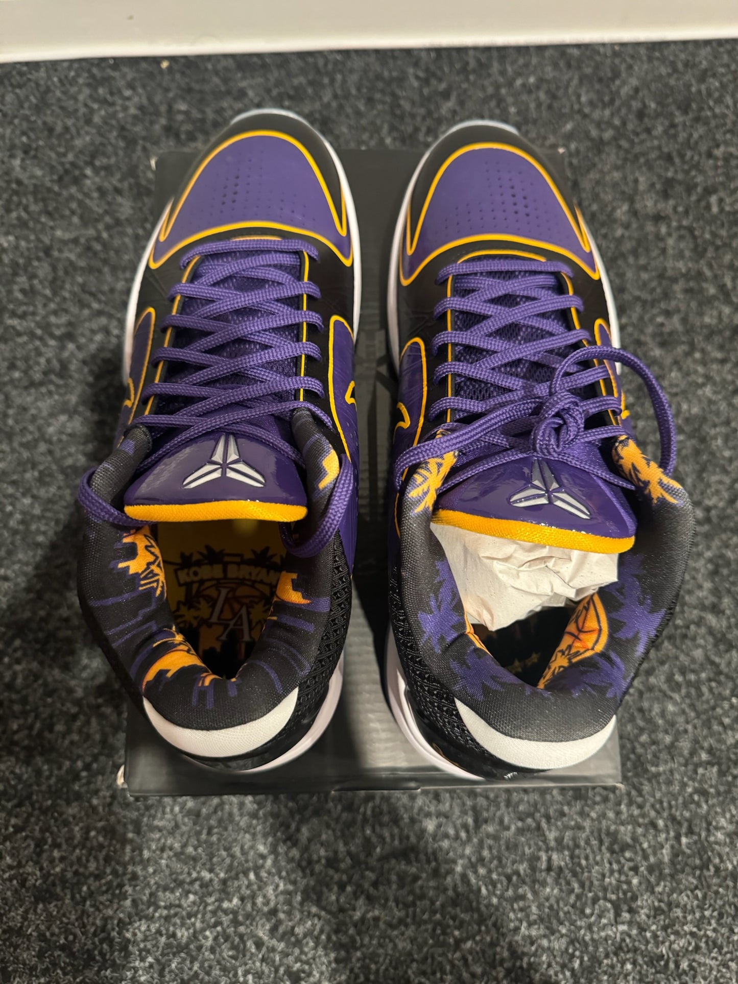 KB5 - Lakers