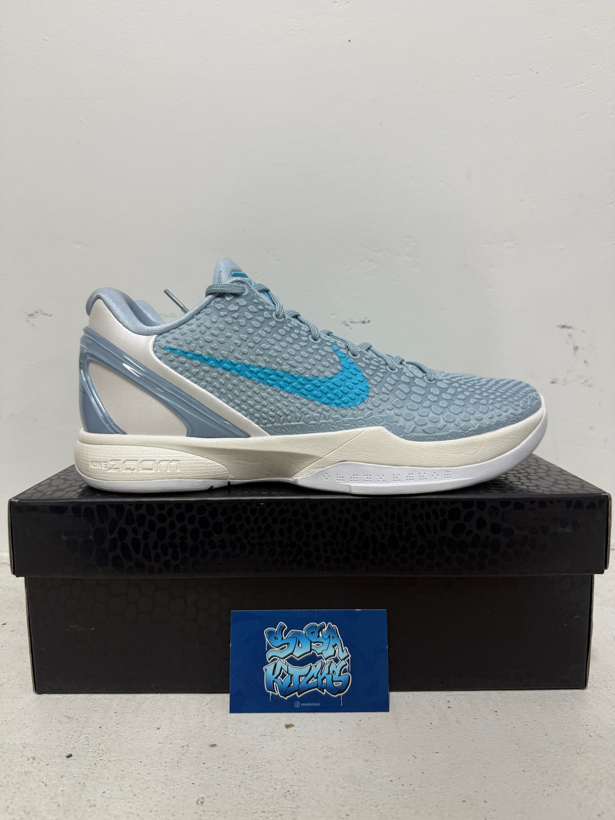 KB6 - Caitlyn Clark Blue