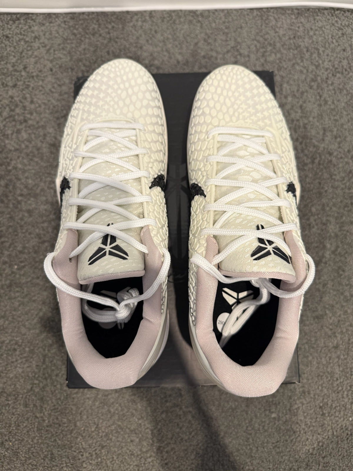 KB6 - All Star White
