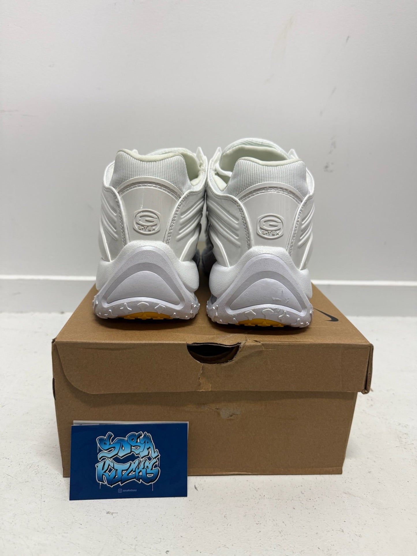 Nocta Hotstep 2 - White