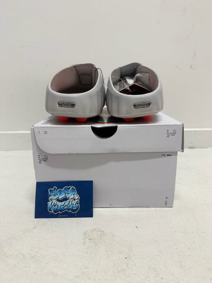 Mind 001 Slide - Grey