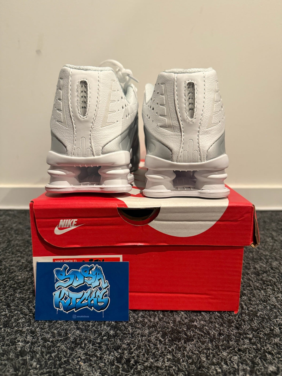 Shox R4 - White