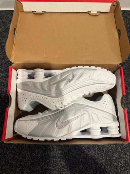Shox R4 - White
