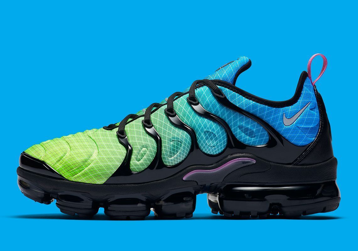 VAPORMAX