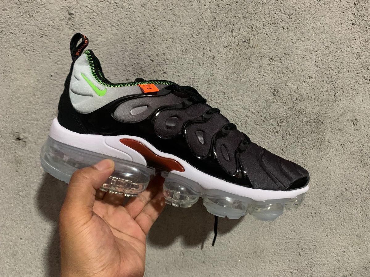 VAPORMAX