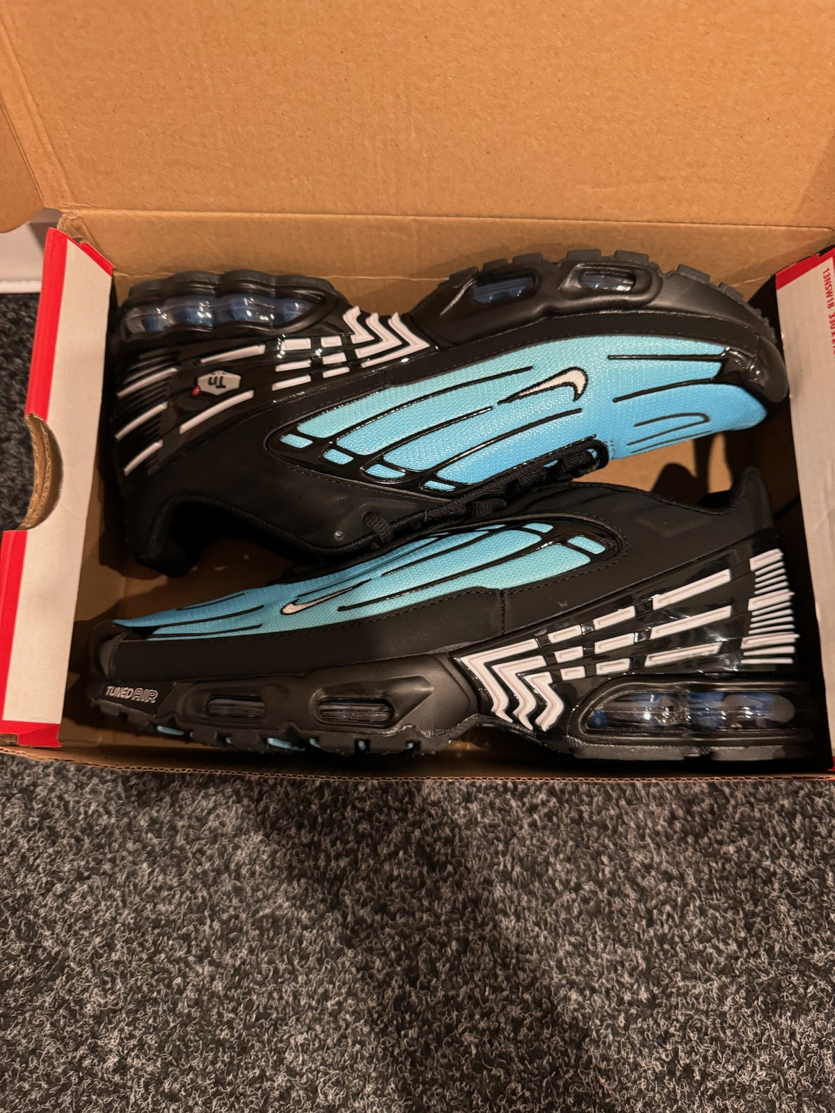 TN3 - Black Cyan