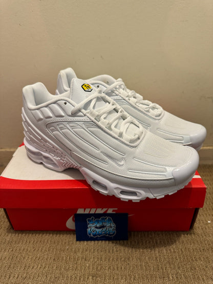 TN3- White