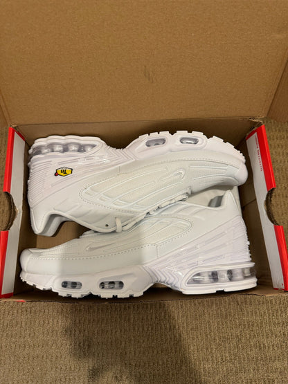 TN3- White