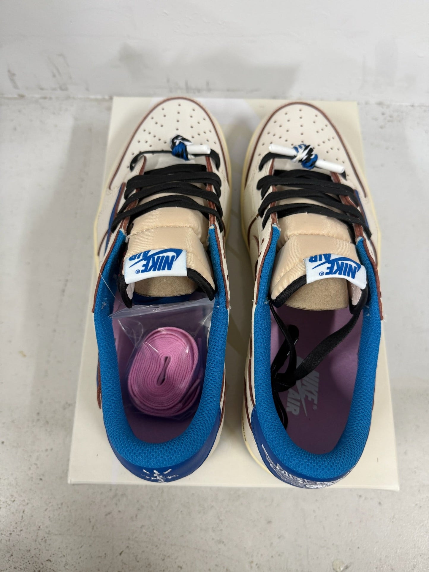 J1 Low x Travis Scott - Fragment 2.0