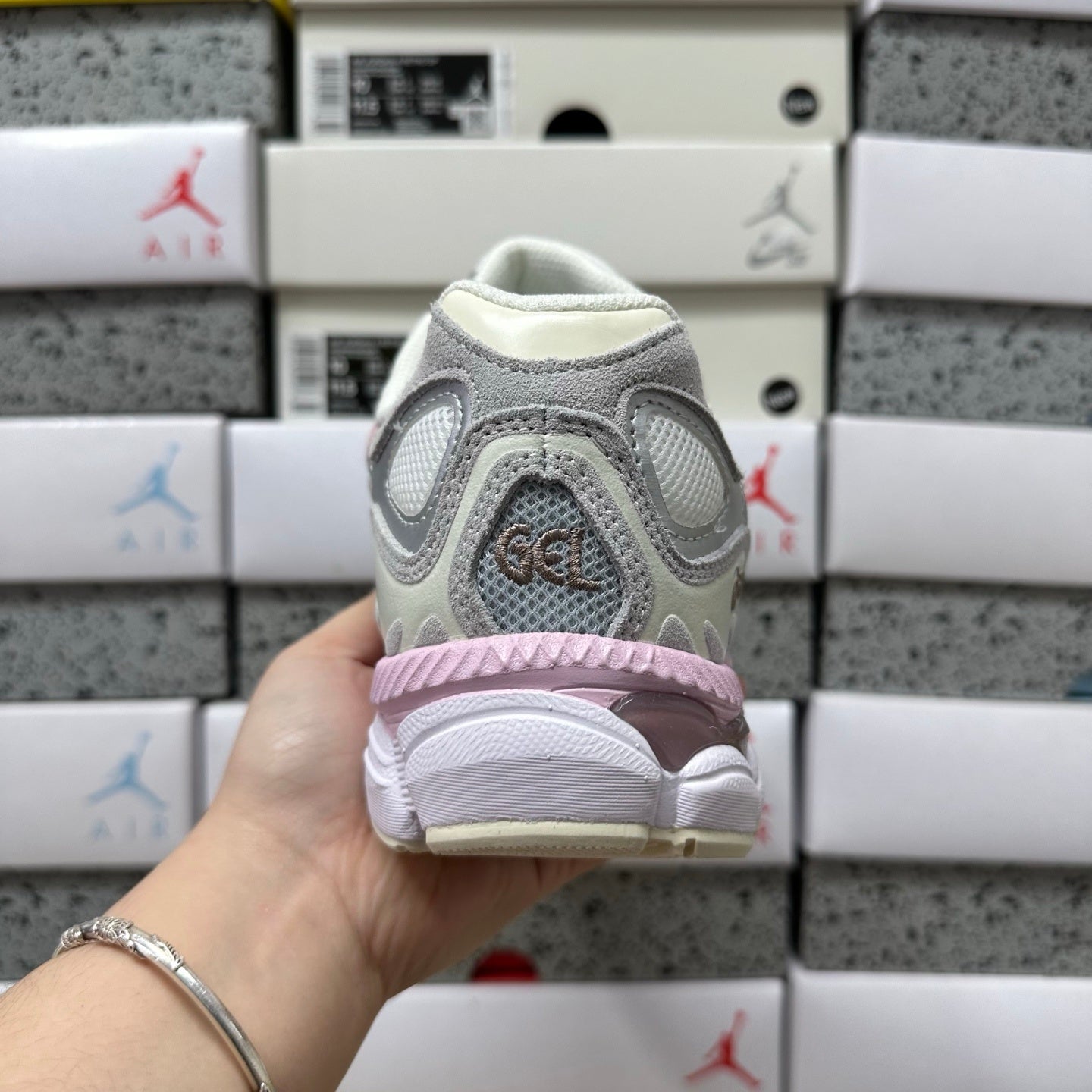 Gel NYC - Concrete Rose