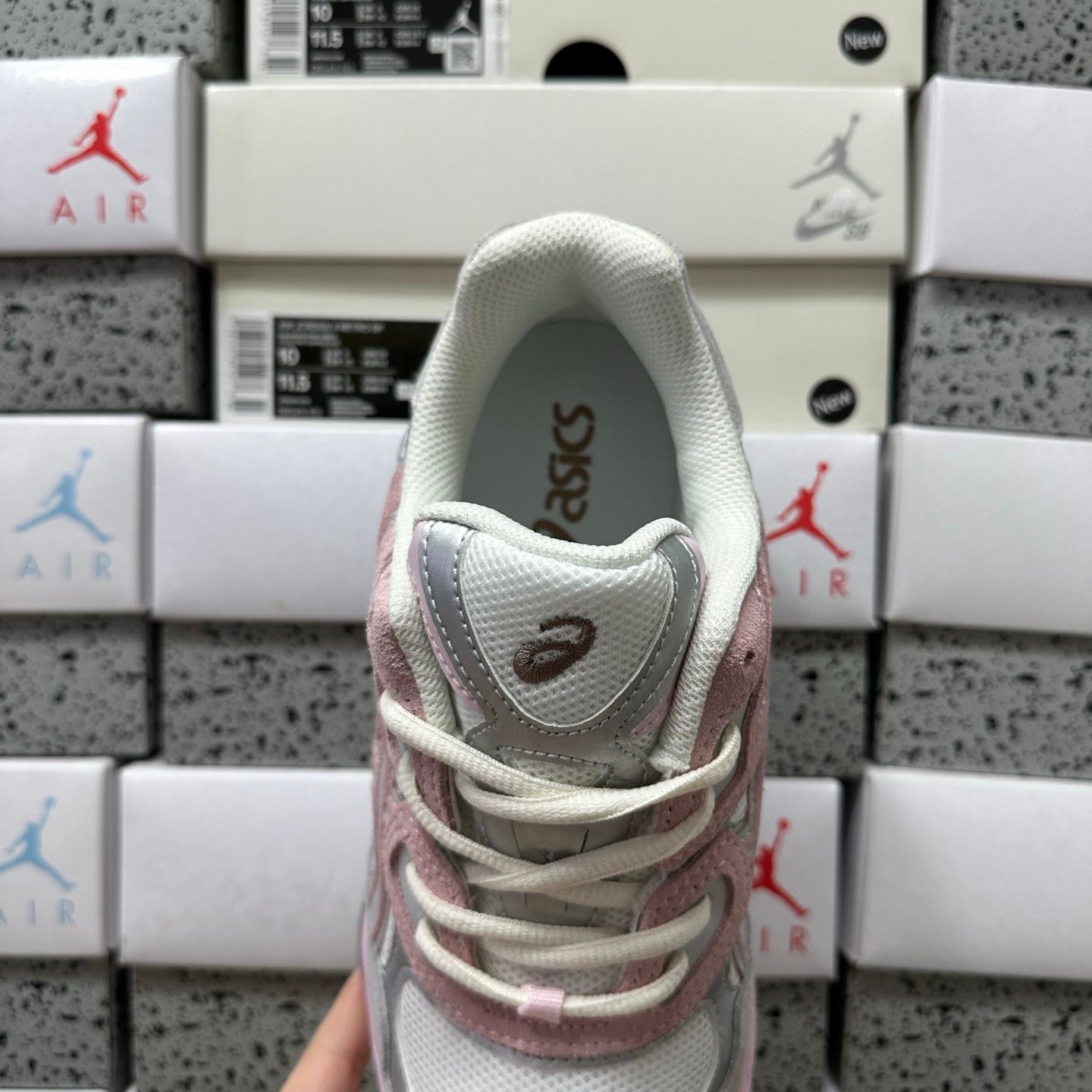Gel NYC - Concrete Rose